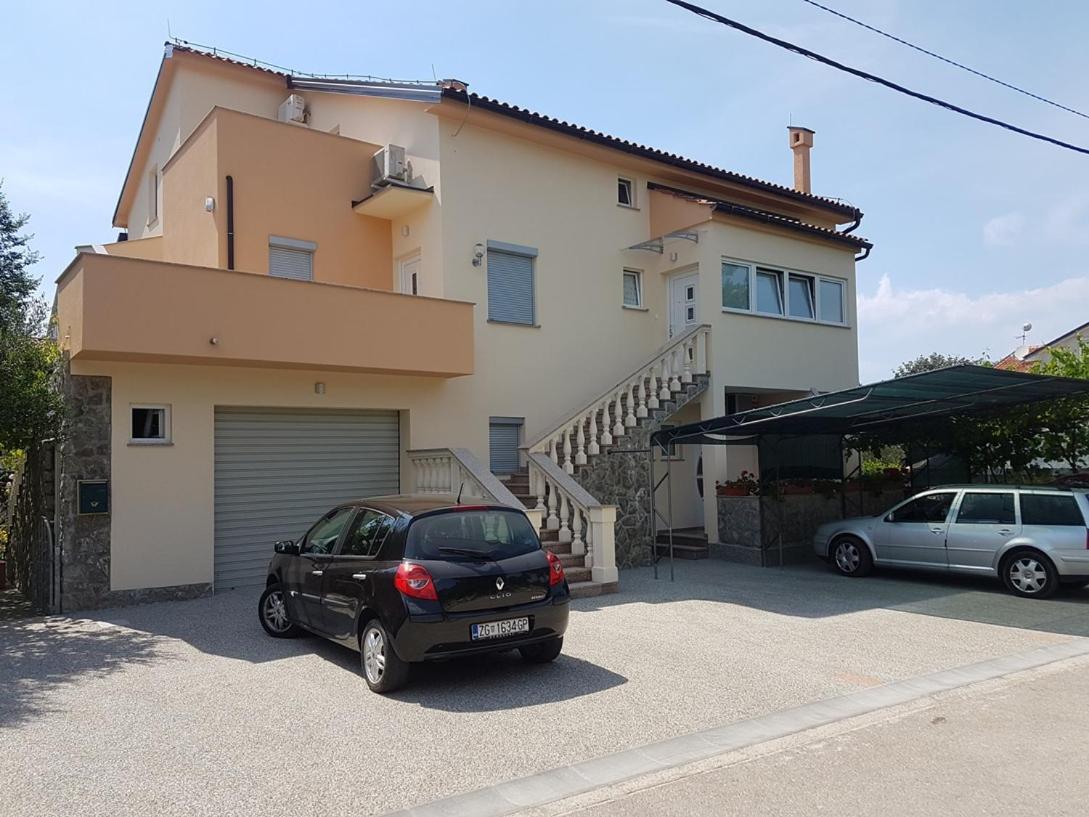 Apartmani Anita Malinska Exterior foto