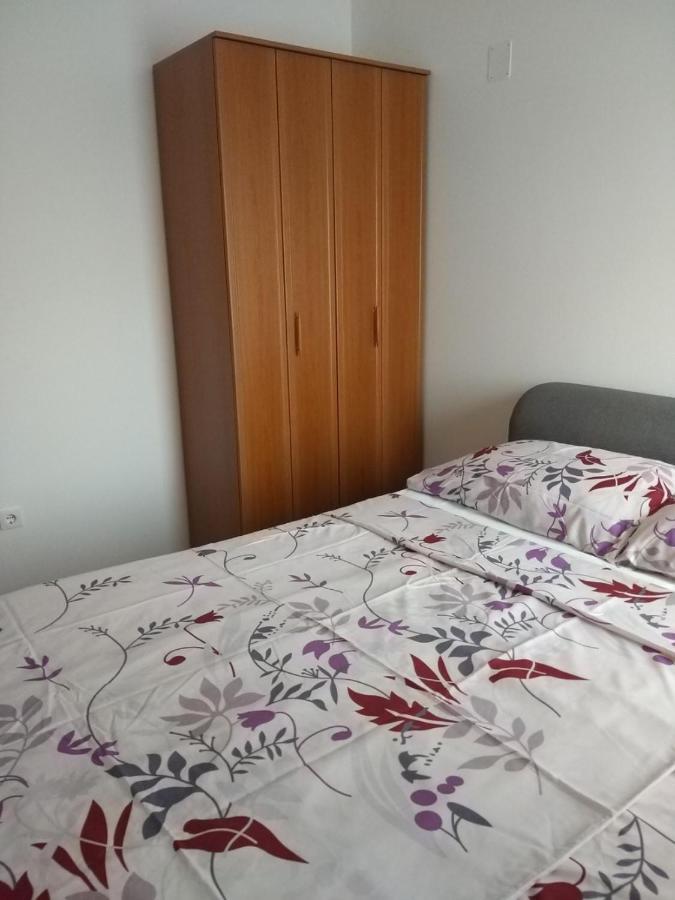Apartmani Anita Malinska Exterior foto