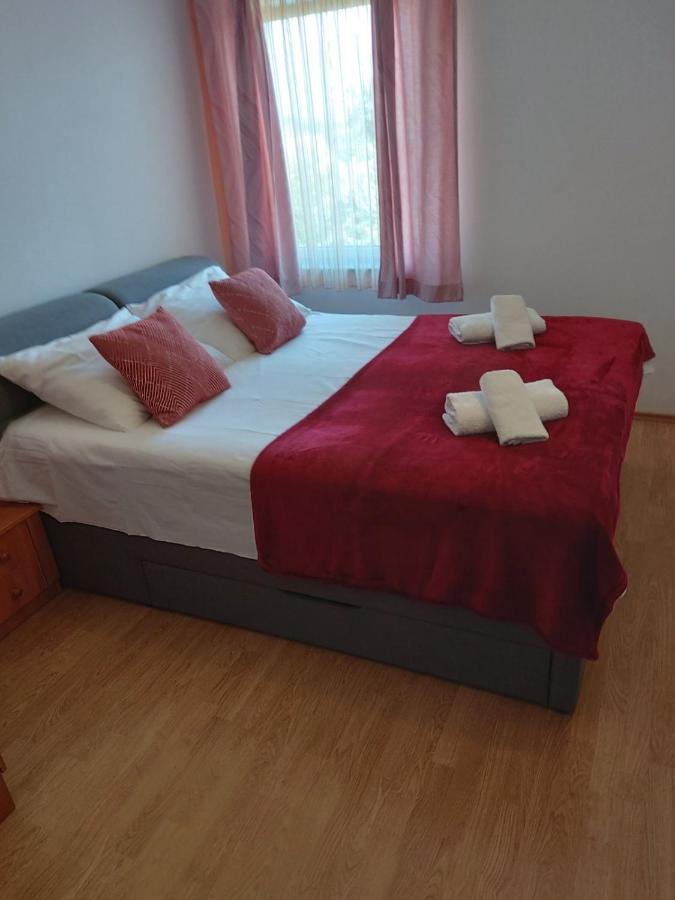 Apartmani Anita Malinska Exterior foto