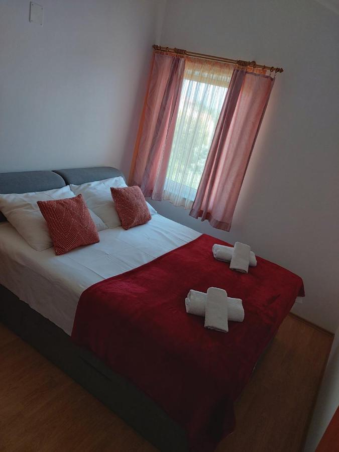 Apartmani Anita Malinska Exterior foto