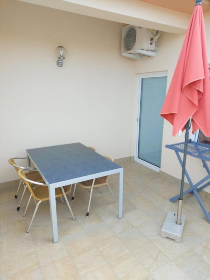 Apartmani Anita Malinska Exterior foto